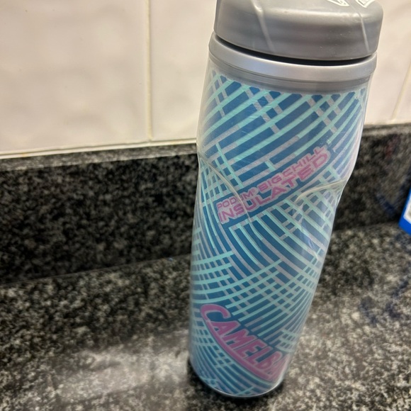 Camelbak Water Bottle - Picture 2 of 5